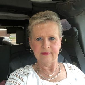 Meet your Posher, Linda